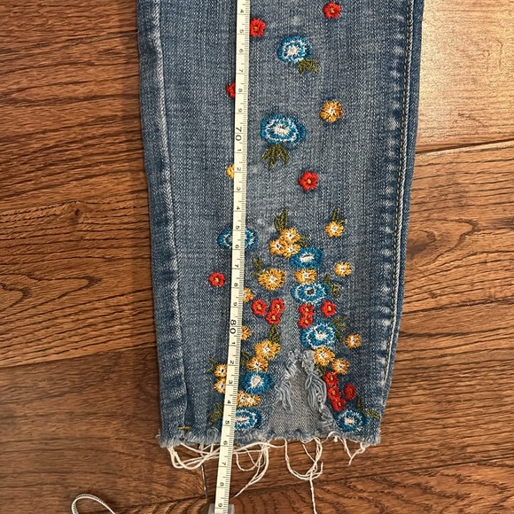 Jean - Picture 4 of 4